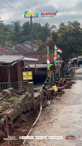 Rekonstruksi Jalan Situraja - Darmaraja oleh Pemprov Jawa Barat.  repost @dedimulyadiofficial