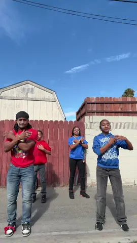 Each nae nae was supposed to get harder 😭😭 we gotta redo it 