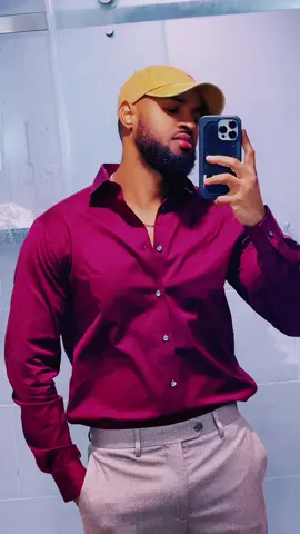 Boqoldhan ayaan radinayaa farta hasotagato#fentysuperbrandday #muqdishotiktokers #ogaadenia🇬🇲❣️boy #foryoupage #🇺🇸🇺🇸🇸🇴🇸🇴 #ogaaaden💚💙❤ #somalitiktok #foryoupage #ogaaaden💚💙❤ 