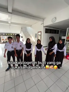 just konten guys🤩🙌🏻 #fyp #lewatberanda #pmrwira #asik 
