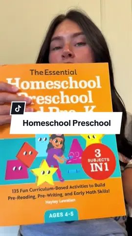 First year homeschooling my preschooler!! This is what we do and what works for us! #homeschooling #homeschool #preschoolactivities #preschool #homeschoolpreschool 