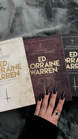ansiosa pelo filme! #edlorrainewarren #theconjuring #foryou #invocacaodomal #books 