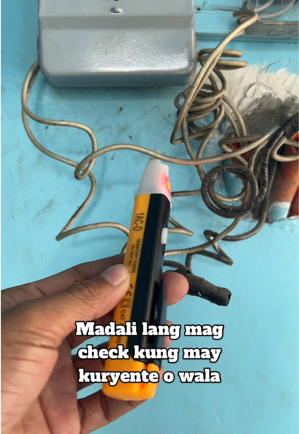 Kay mo ng mag check ng mga wiring sabahay kungbmay supply o wala basta maybtest pen ka #fyp #electrical #electrician #testpen #tester 