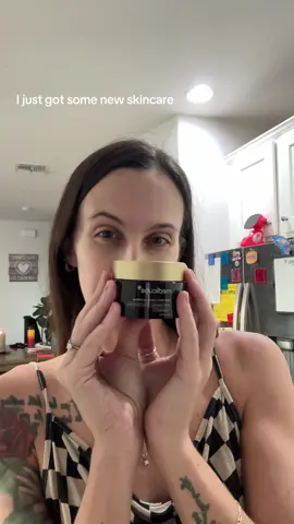 Said I’m not influencing, didn’t say I wouldn’t share things I want to try out. 😅😜 @medicube global #fyp #skincare #momtok #vitaminc 