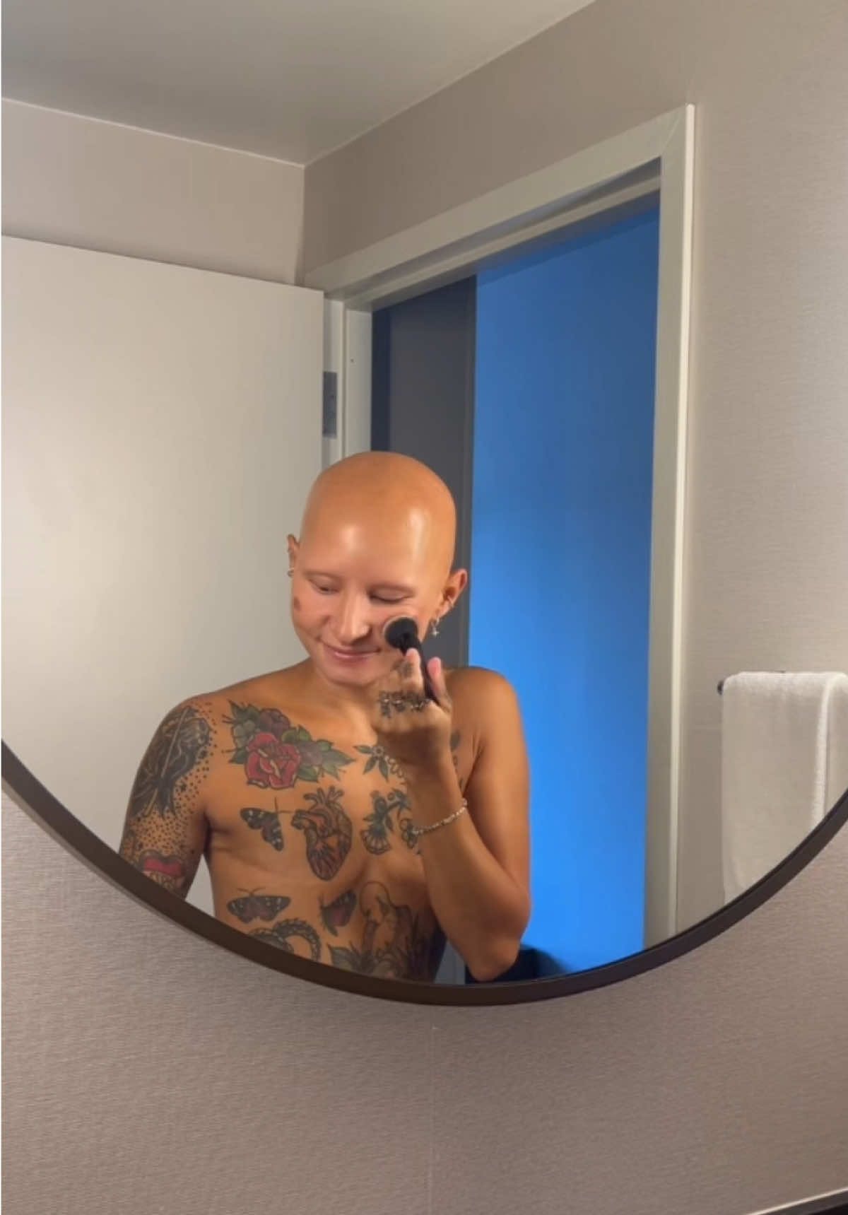 It’s always something 🖤 I love a good eternal sauna session 🔥 it’ll do wonders for my skin  #alopeciaawareness #brca1 #fy #girls #funny 