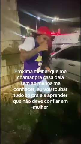 a última q me chamou roubei foi logo o kit de cabelo dela pra largar de ser idiota 