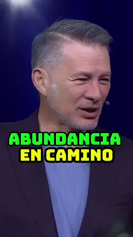 “¡Tu milagro financiero está a punto de ocurrir!” ¿Sientes que las puertas no se abren y la escasez te agobia? Esta poderosa oración romperá cadenas y activará la abundancia en tu vida. ¡Dios nunca llega tarde, llega justo a tiempo! #CashLuna #milagrofinanciero  #unitedstates  #mensaje  #oraciónpoderosa 