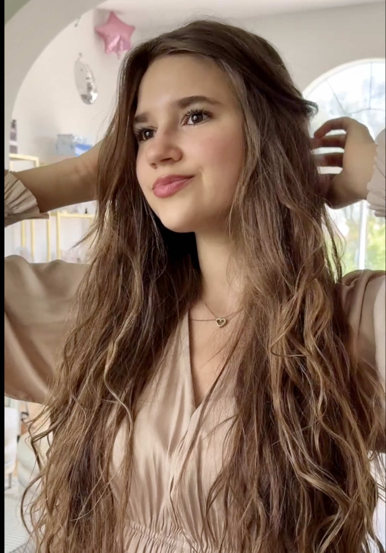 ✅ choosing yourself is never easy… but worth it 🩵  that’s why i wrote ‘Advice’. #song #girl #Advice #KarolinaRose #fyp 