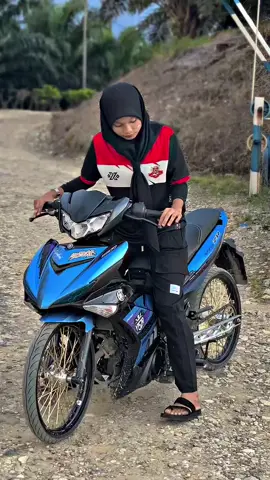 bolh sda buat tanaman d mtor😌@Niahh #fypviral #y15butterfly15🦋 #fyapage #y15biru💙 