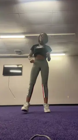2am gym tingz😂🔋#fyp #fypシ゚viral #fyppppppppppppppppppppppp #tiktok #trending 