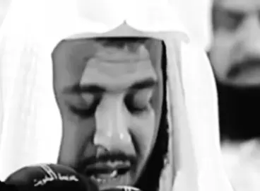 ولما كانت معاينة الموت مانعة من قَبول التوبة، قال الله تعالى: أتؤمن الآن بعد اليأس من الحياة؟! وقد عصيت الله - يا فرعون - قبل نزول العذاب بالكفر به، والصد عن سبيله، وكنت من المفسدين بسبب ضلالك في نفسك وإضلالك لغيرك. #ادريس_ابكر  #آلئن_وقد_عصيت_قبل_وكنت_من_المفسدين  #قران  #قران_كريم  #سورة_يونس 