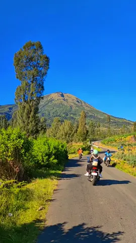 kesel e wong nyambut gawe 🕊️ #masukberanda #xybca #fyp #wonosobo #temanggung #CapCut 