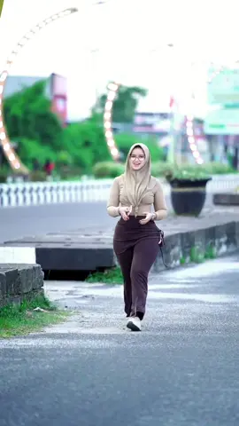 Suka sama outfi kali ini☺️☺️#fyp #OOTD #jogging #sampit #ftypシ 