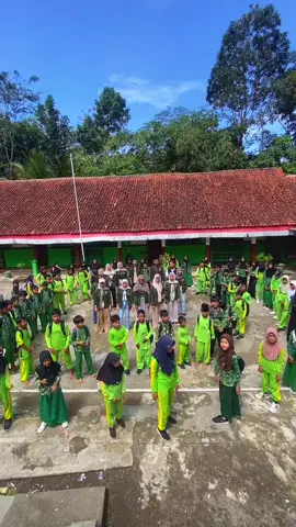with adek adek MI Kaligowong 🥰 #kpmunsiq #wonosobo #gacorrr🔥 #fyp #wadaslintang 