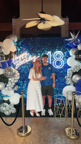 Happy 18th Birthday Miamor ❤️❤️❤️ @Houston Party Walls  muchas gracias 🙏🏼❤️