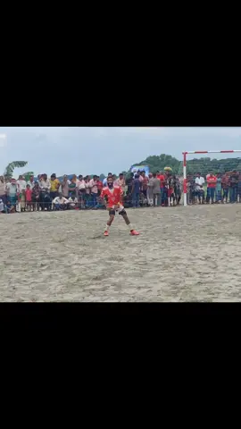 প্লেয়ার টা কে চিনলে মেনশন দেন #footballplayer #footballnews #footballfans #unfrezzmyaccount 