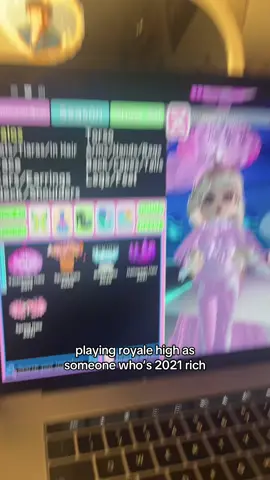 Not a single toy code or new item in sight… #royalehigh #roblox #fyp #royalehighroblox #foryoupage 