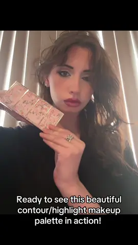 I love this makeup palette, it’s so pretty and performs really well! The highlighter is so sparkly and the contour is very nice, I also love the packaging 🩷 #makeuppalette #highlighter #contour #contourhighlight #contourpalette 