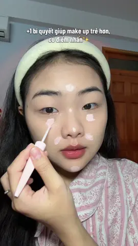 Chất lỏng dễ tán lắm luôn #makeup #taokhoi #highlight #xuhuong #lamdep 