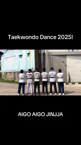 kami siap untuk WORLD TOUR😏 btw gimana ending fairy nya😚?
