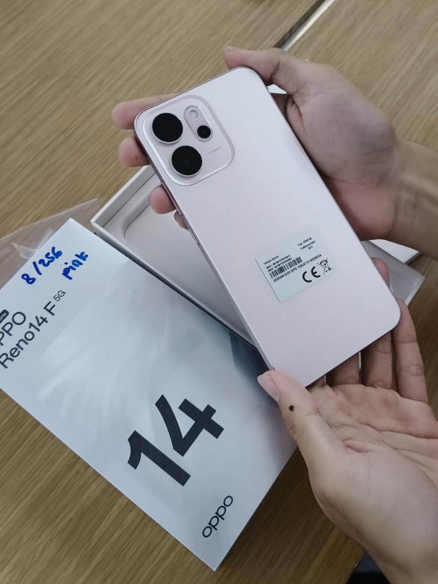 oppo Reno 14f pink cantik sekali 😍 #fyp #opporeno14series #oppo reno 14 #masukberanda #oppostore 