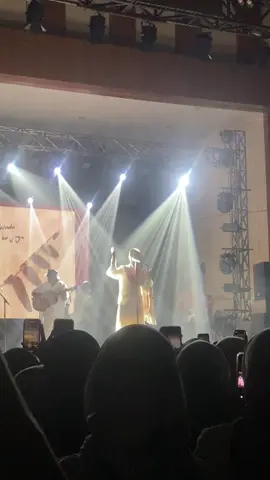 Bertaut - Nadin Amizah  #konsernadin #bertaut #bandaaceh #nadinamizah #ceng 