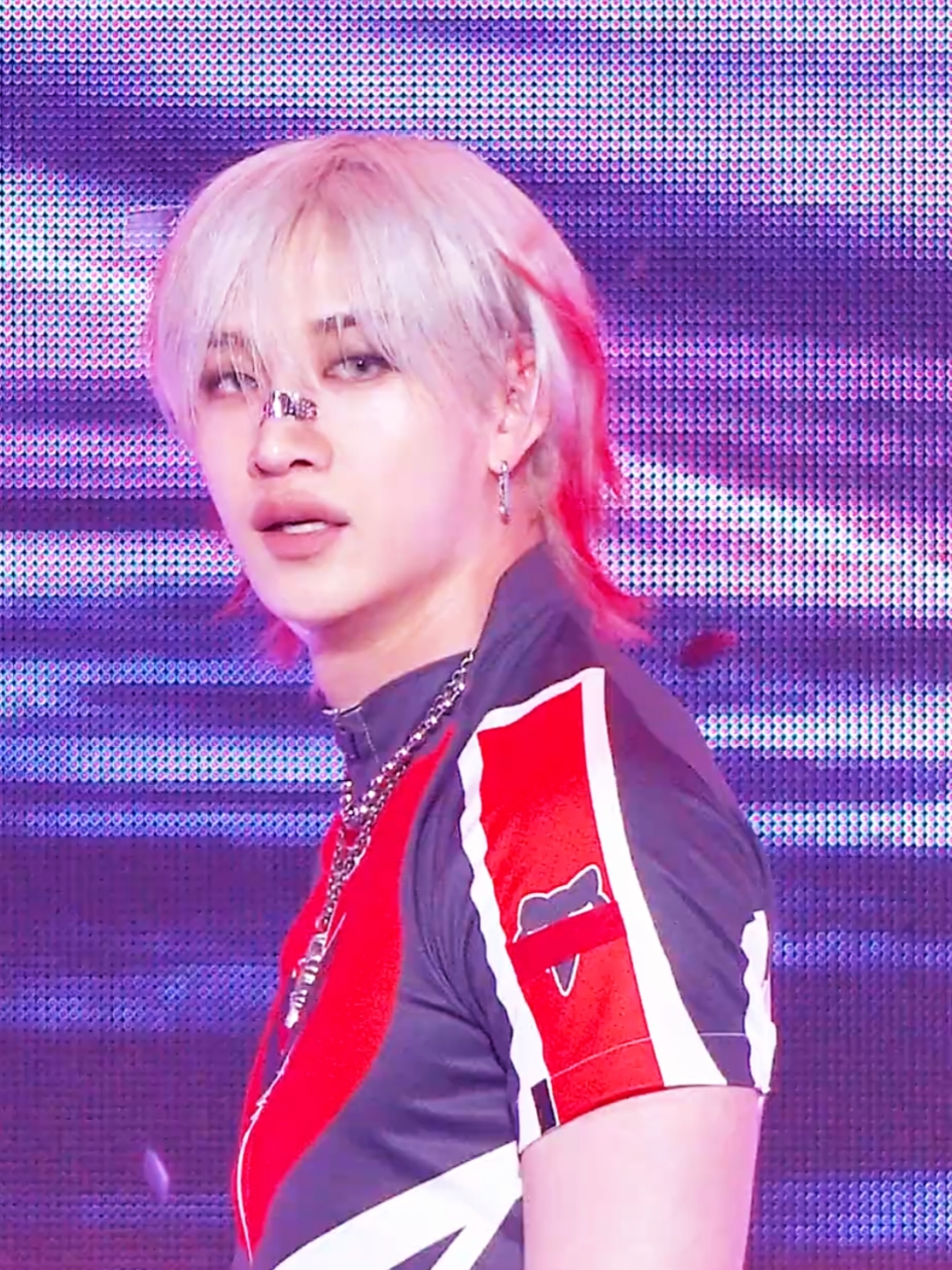 Stray Kids Bang Chan- Ceremony 