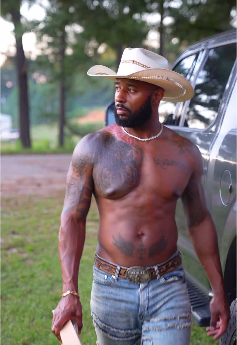 Mr boots 🥾 & jeans 👖 #fyp #southerncharm #foryou #southernsoul #fypシ゚viral #explore #countryboy #viral 