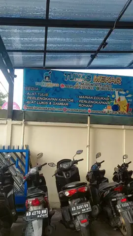 butuh perlengkapan sekolah, kantor dan alat melukis di sini tempatnya dijamin puas lengkap komplit dan terpercaya 🔥 #trending #fyp #xybca #lukis #viral 