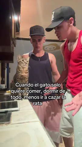 Usted me dirá mijo que afuera ay muchos 😤#viral #parati #hermanos #gemelos #comedia 