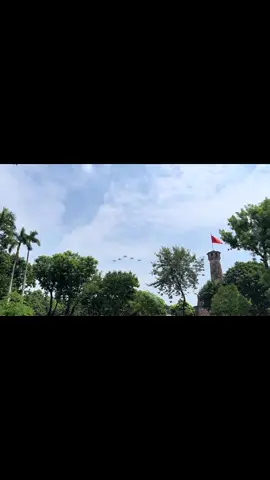 Hổ mang chúa Su30mk2 gầm thét trên bầu trời HN #A80 #quockhanh2025 #su30mk2 #su30 #tiemkichsu30 