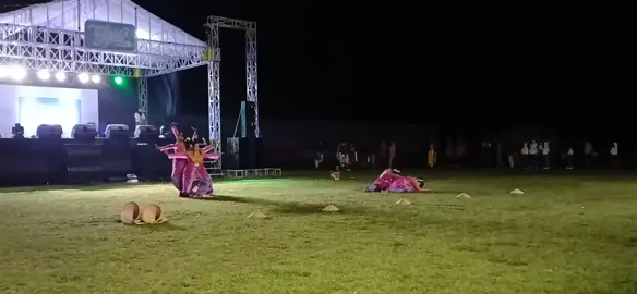 Tarian di bawahkan oleh anak-anak SMP N 2 Tidore #fypage #fypviral #Fyp 