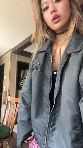 Idk why I didn’t have my belt on in this vid 