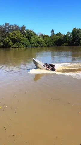 Need headwind  Sponsor me @Jetpilot 🙏 @Mercury Marine @TROUNCEMarine @Jamie💦 @Corey_Fishing @Knox #boat #fypppppppppppppppppppppppp #tinnybashing #hoon #CapCut 