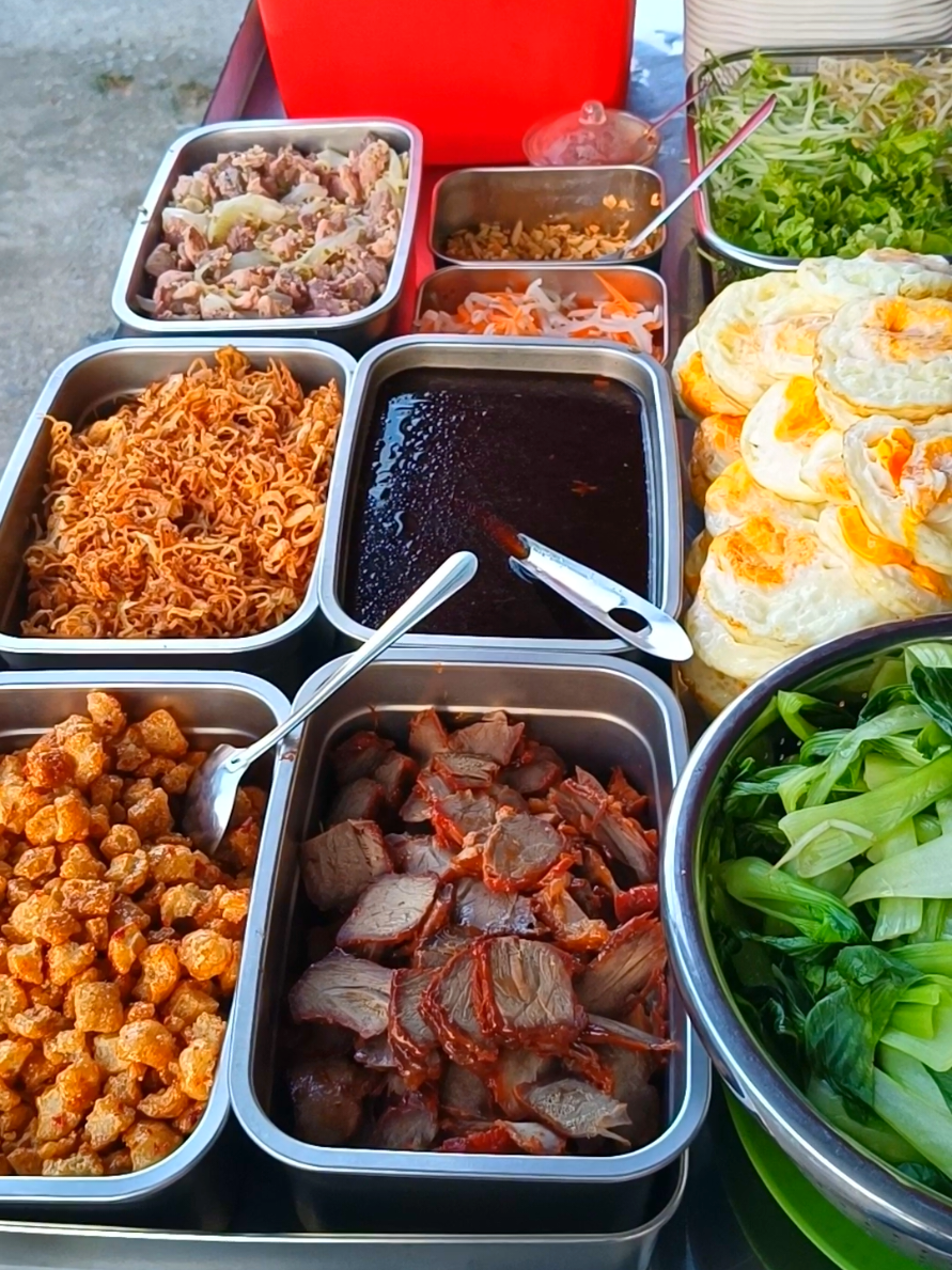 bán sáng từ 6h sáng đến 8h. thứ hai đến thứ 7  📌 địa chỉ:1/194 đường 22 tháng 12 phường Thuận Giao bình dương ( GG map Tiệm Mì Trộn Tóp mỡ _ hiền  #mitrontopmo #bunthitxao #thuangiaobinhduong #xuhuongtiktok #xuhuong 