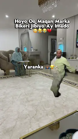 Love saar🙇🏽‍♂️😂#viewsproblem😭 #somalitiktok #foryoupage #fyppppppppppppppppppppppp #mommy 
