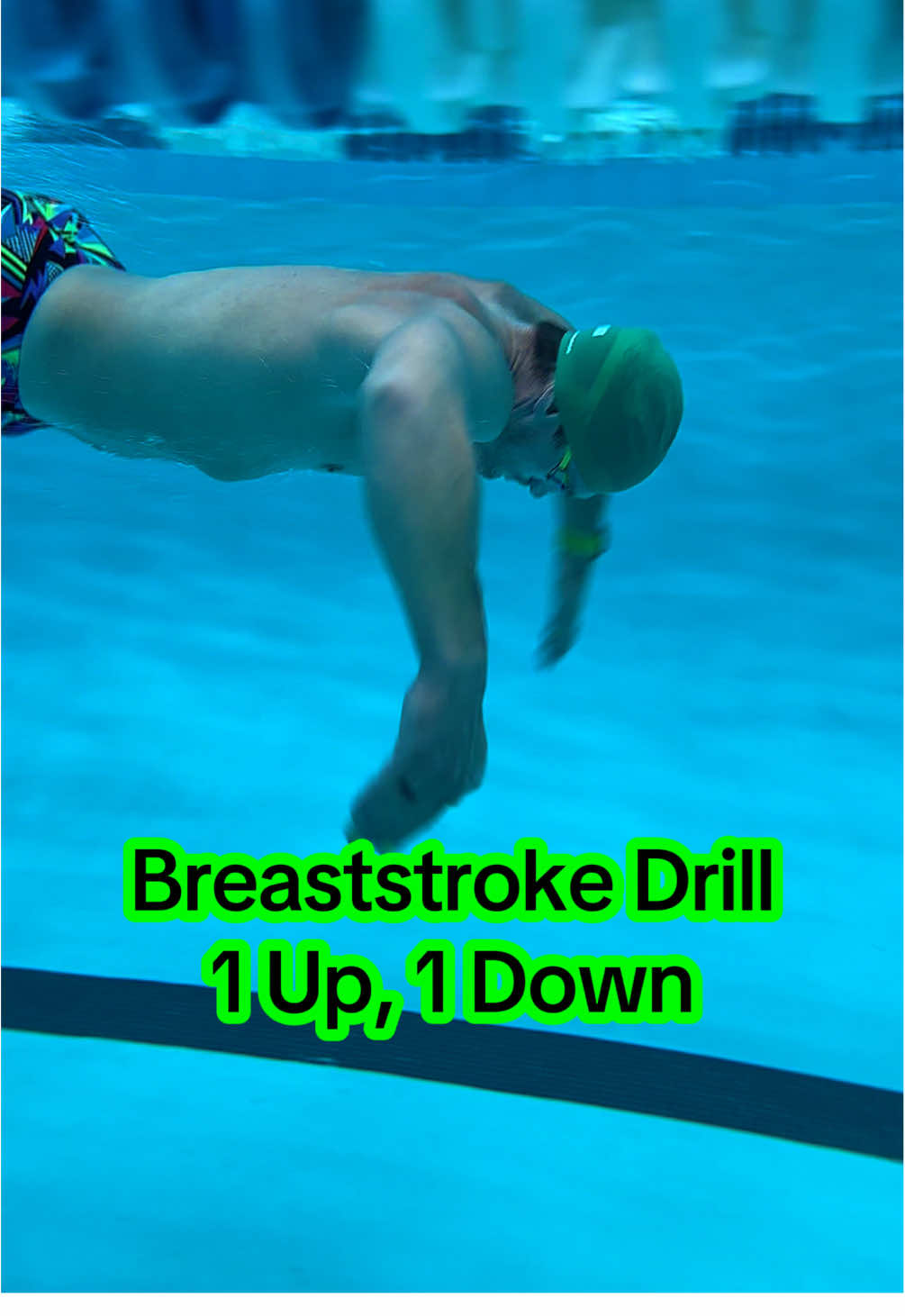This is one of the many breaststroke drills I love to use. 1 Up, 1 Down refers to taking one stroke “up” over the surface then one stroke “down” below the surface. The one stroke down helps you recognize what is turbulent in your stroke for you to try to fix so that your one stroke up feels more smooth. Have fun trying it out! #SwimToTheT #SwimTok #Swim #🐸 #Breaststroke 