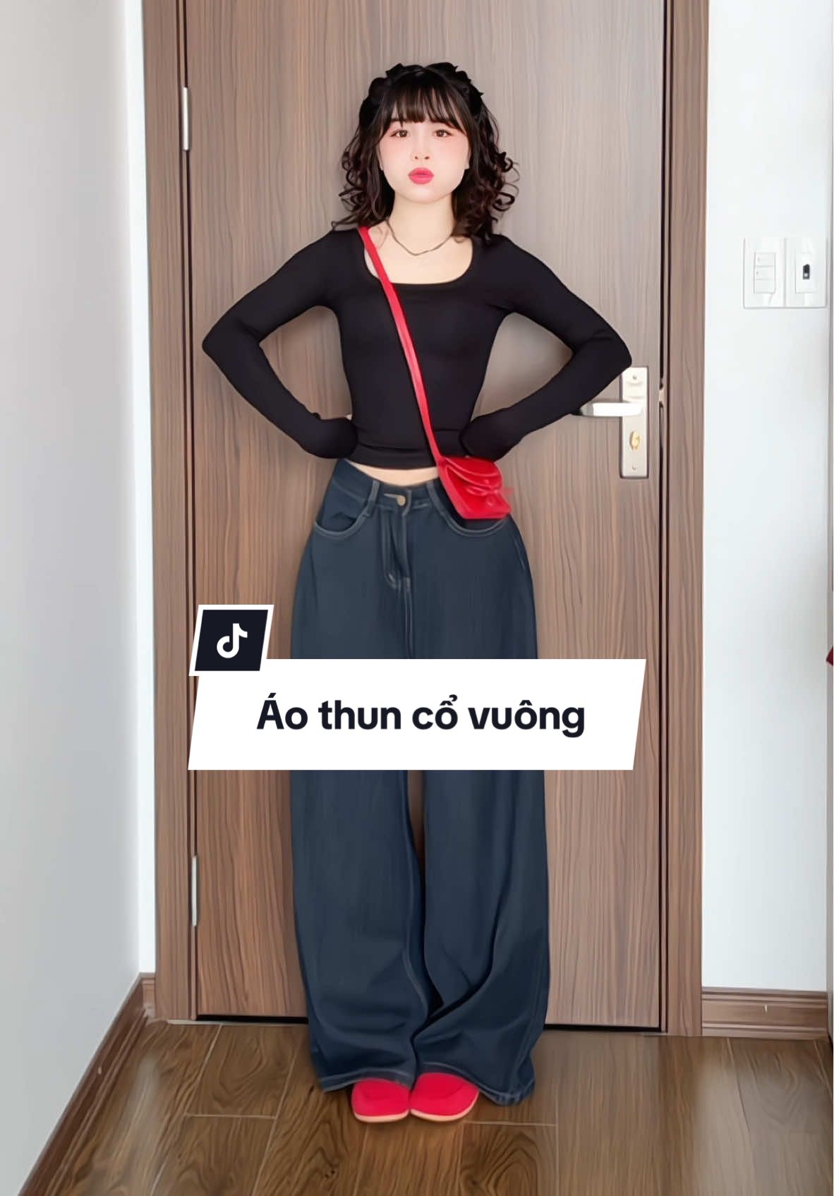 Sắm ngay áo này mặc thui, có 69 cành thui nhưng mặc siu thích lun 😍 #xuhuong #fyp #foryou #fashion #reviewquanao #aothundaitay #aothundaitaynu #aothuncovuong #aothuntam #aothuntamtaydai #aothuntamcovuong #aodaitaynu #justdun 