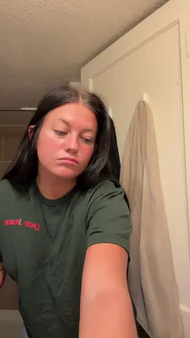Another day in the lifeeeee IGNORE THE MESS😭#dayinthelife #foryou #Vlog #bartender 