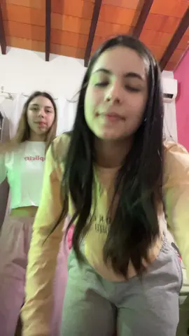 @Analia🍓 