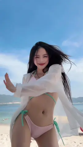 Nhảy để xoá tan nỗi bùn 🥺