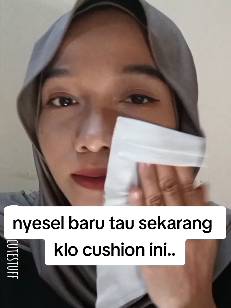 dilap pake tisu pun ga transfer😭..setelah drama nyari cushion coba2 merk lain tp ternyata skintific punya yg coverage tp ga transfer🥳 #fyp #fyppppppppppppppppppppppp #skintific #cushion #foryou #tiktok 