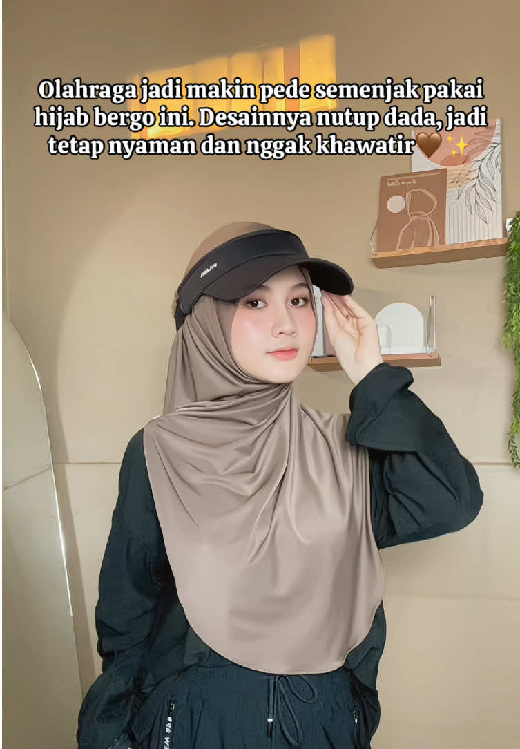Hijab bergo ini bener-bener ngebantu aku buat olahraga dengan tenang.Bahannya adem, nutup dada, dan nggak bikin ribet. Siapa yang relate juga nih? 🙋‍♀️#hijab #hijabbergo #hijabsport #hijabnutupdada 