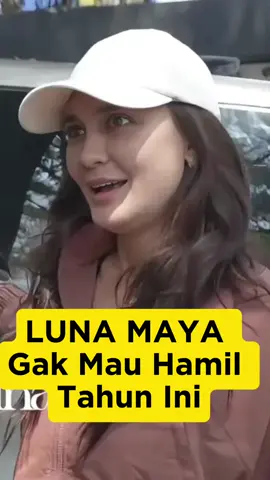 Alasan Luna Maya gk mau hamil dulu karena masih ada syuting film tahun ini Sc : Yt/ Luna Maya #lunamaya #maximebouttier #lunamaxime 