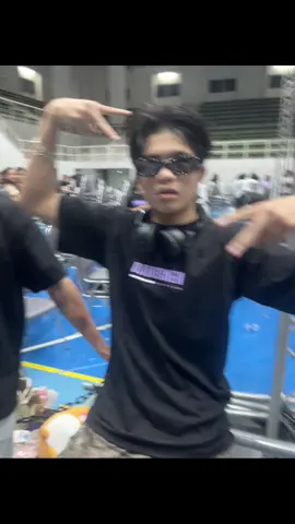 ชินๆกับหูแมวของเค้า💜😾@PHETTECHIN 