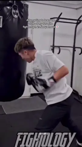 Attempting to learn the style of Naoya “The Monster” Inoue. 👹  #naoyainoue #heavybag #boxingtraining #motivational 