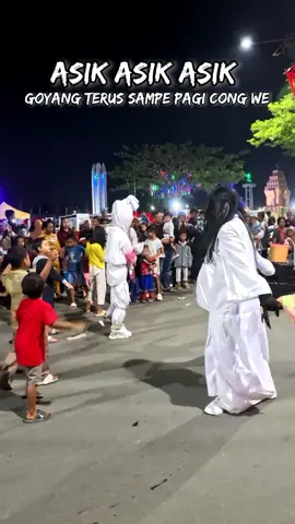 Bikin Kecanduan Para Bocil Asyik asyik asyik Goyang terus sampe pagi Cong We 😁 POCONG VIRAL INDRAMAYU (DANCER POCONG/POCONG DJ) WEWE GOMBEL  #pocong #pocongviral #fyp #viral #joged                      