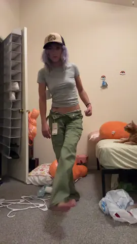 Trying this dance without having learned it #sugaronmytongue 