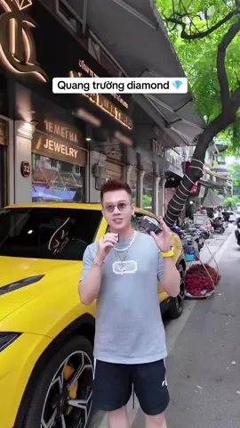 Siêu xe nhỏ tiệm kim cương to nhà Quang Trường 💎#quangtruongdiamond #xuhuong #tiktok 