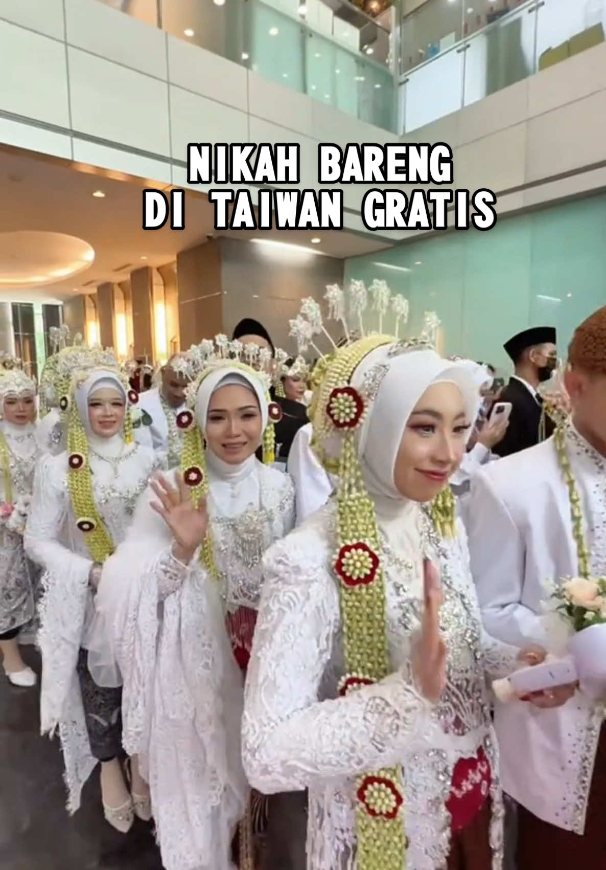 Nikah bareng di taiwan sah agama & negara dapat buku nikah langsung #lusianamakeupweddingtaiwan #muakelilingtaiwan #galeryriaslusianamakeup #preweddingjawa #weddingorganizertaiwan #muaviral #muataiwan #rumahkontainer #periastaiwan #tkitaiwan #videoviral #prewedding #videoviral #tkitaiwan 